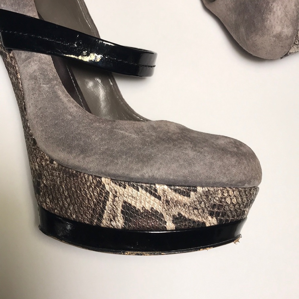 Jessica Simpson Grey And Python Stacked Heels - image 2